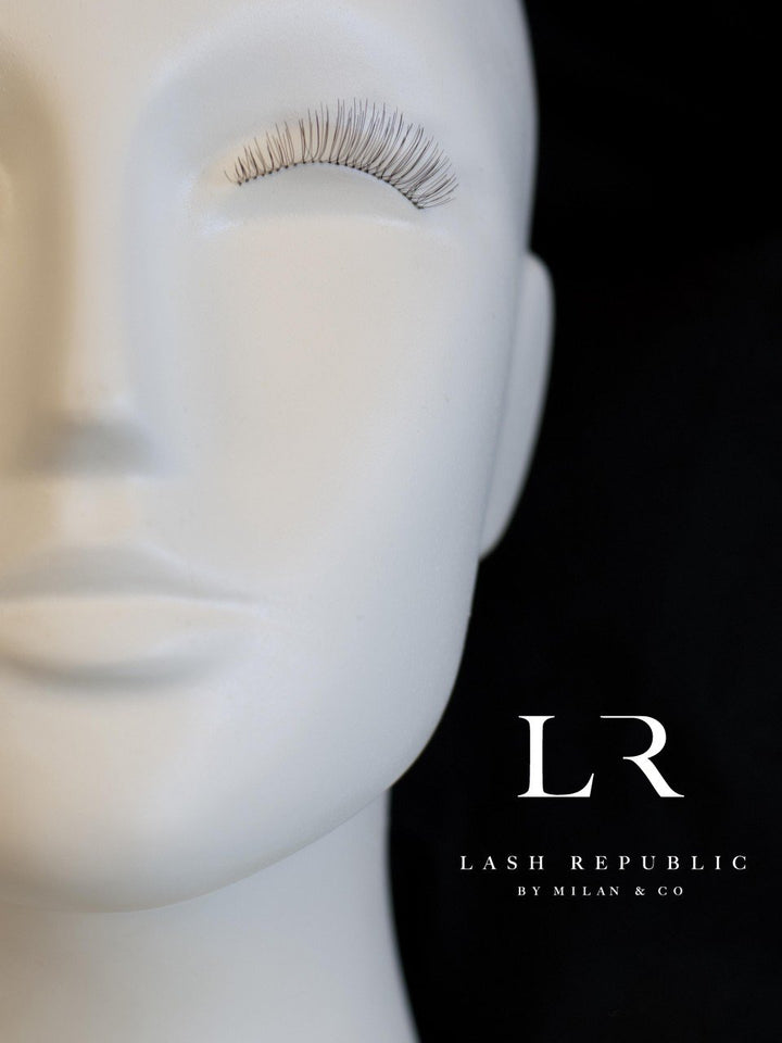 Delicate Leer | Blush Bar Geelong | MAKEUP | HAIR | BROW | BLOW | BAR